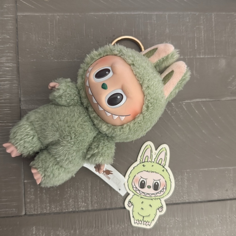 POP MART LABUBU GREEN GRAPE - Picture 3 of 6